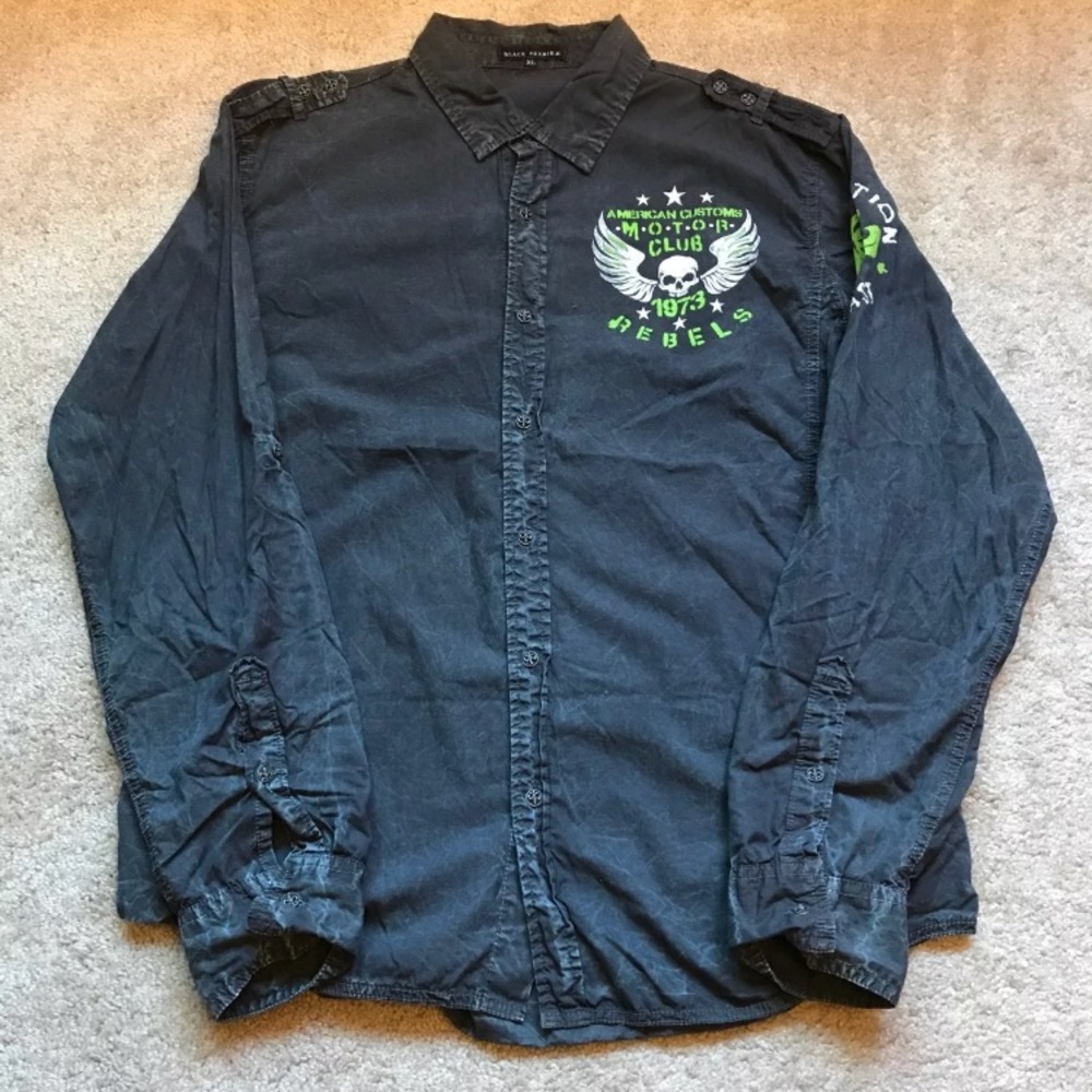 Men’s affliction button up shirt.